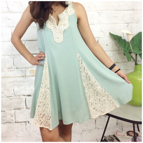 Sage Lace Dress - Picture 3 of 9